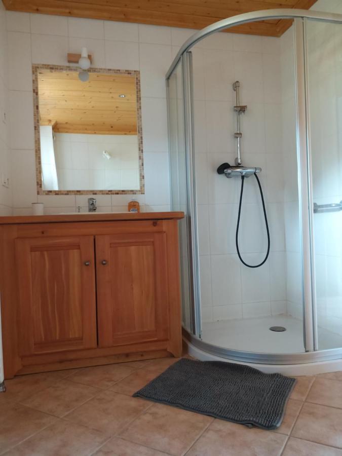 Tres Bel Appartement Dans Une Maison Avec Spa Seez Bagian luar foto